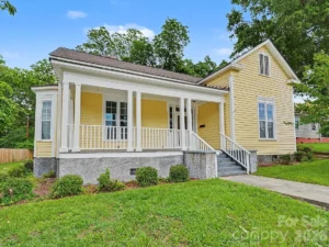 305 N White St, Lancaster, SC 29720